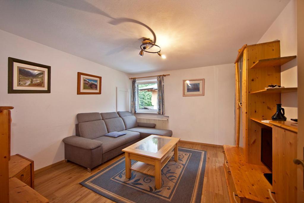 Haus St. Christoph Mayrhofen Buitenkant foto