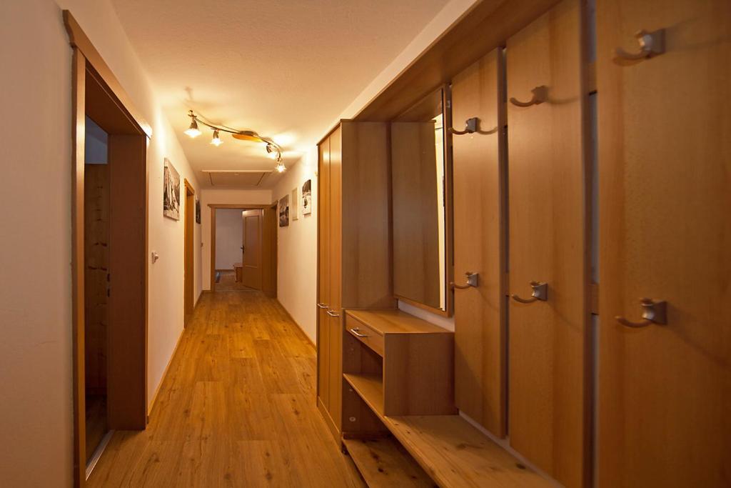 Haus St. Christoph Mayrhofen Buitenkant foto