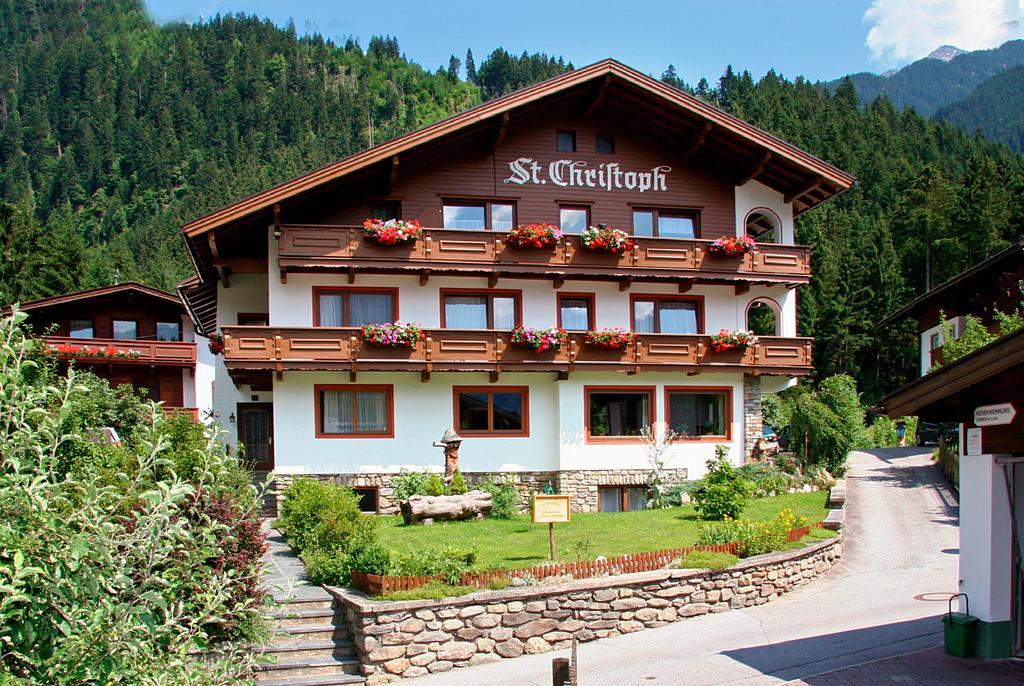 Haus St. Christoph Mayrhofen Buitenkant foto