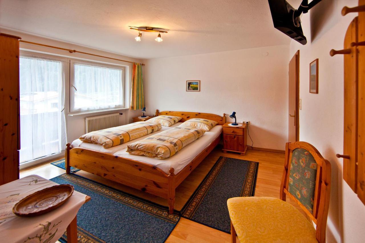 Haus St. Christoph Mayrhofen Buitenkant foto